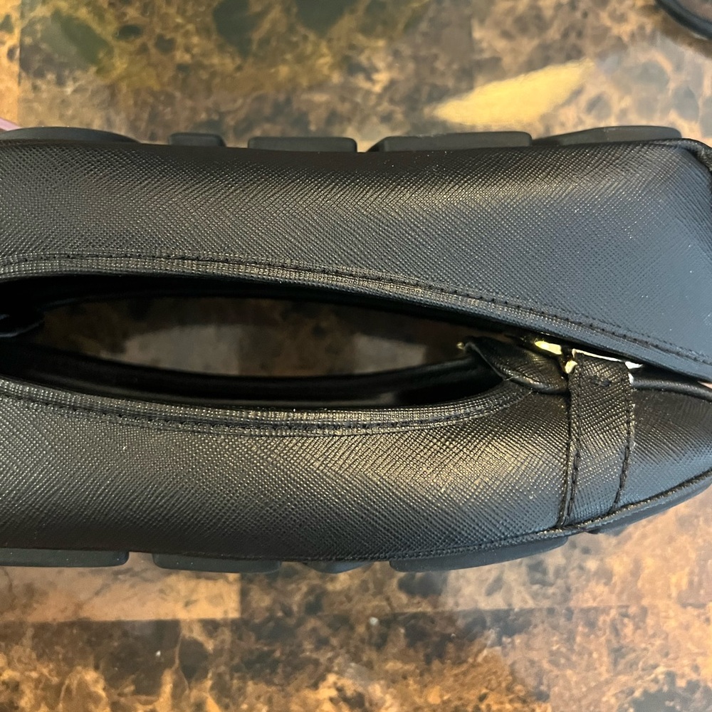 NWOT Michael Kors Black Moccasin with Gold Accent 7.5M - Picture 5 of 13